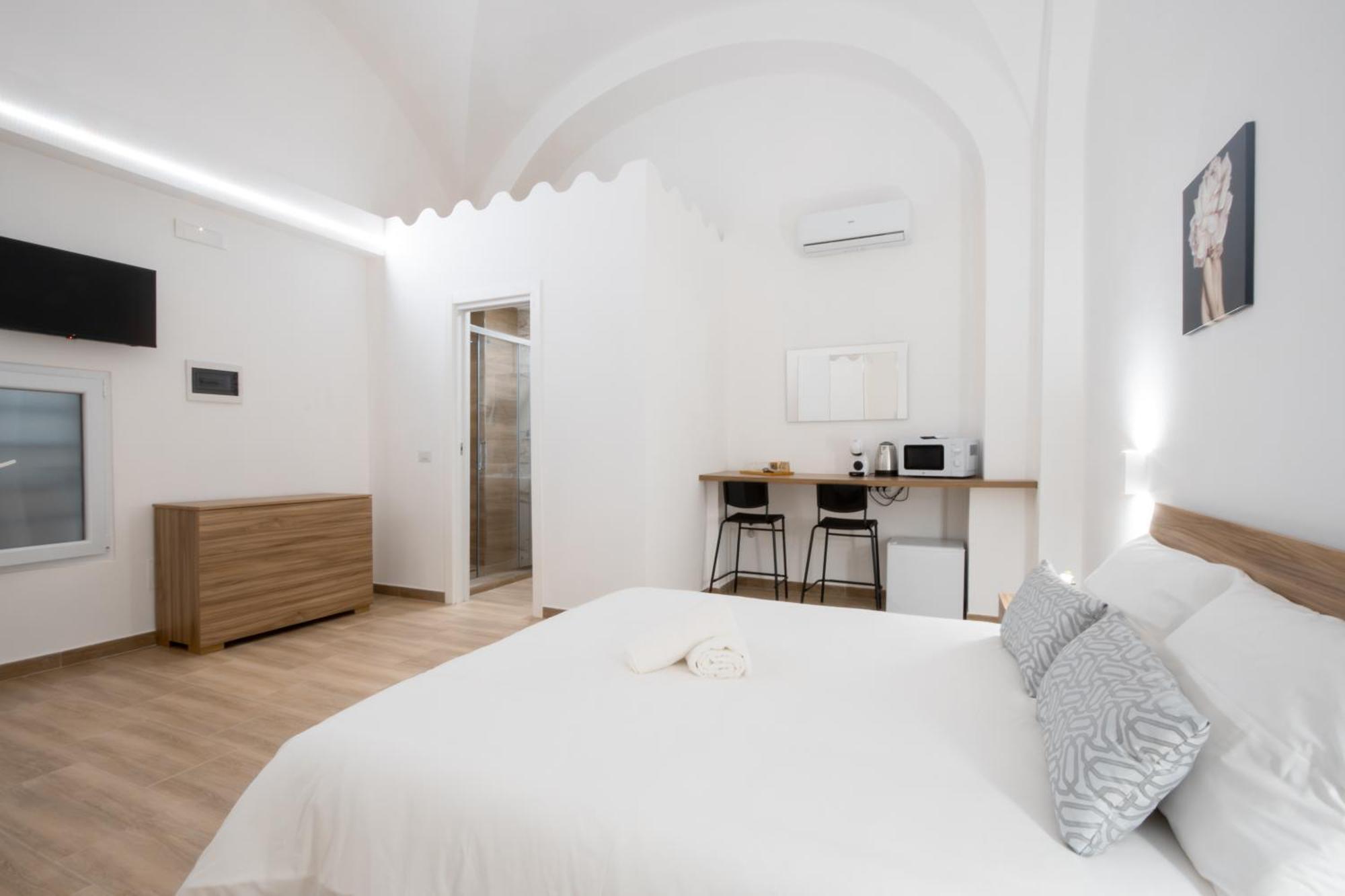 Hotel La Pigna Bari Exterior foto